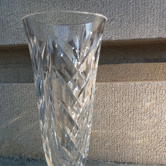 Waterford Crystal Kilbarry Flared Fluted Footed Bud Vase 7" - Picture 12 of 12